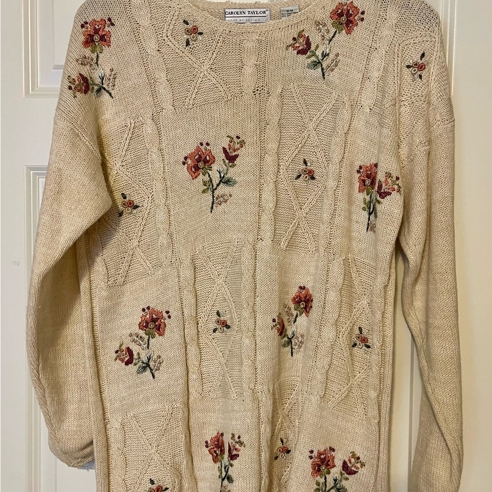 Carolyn Taylor Beige Floral Sweater